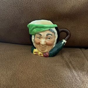 Sairy Gamp toby jug